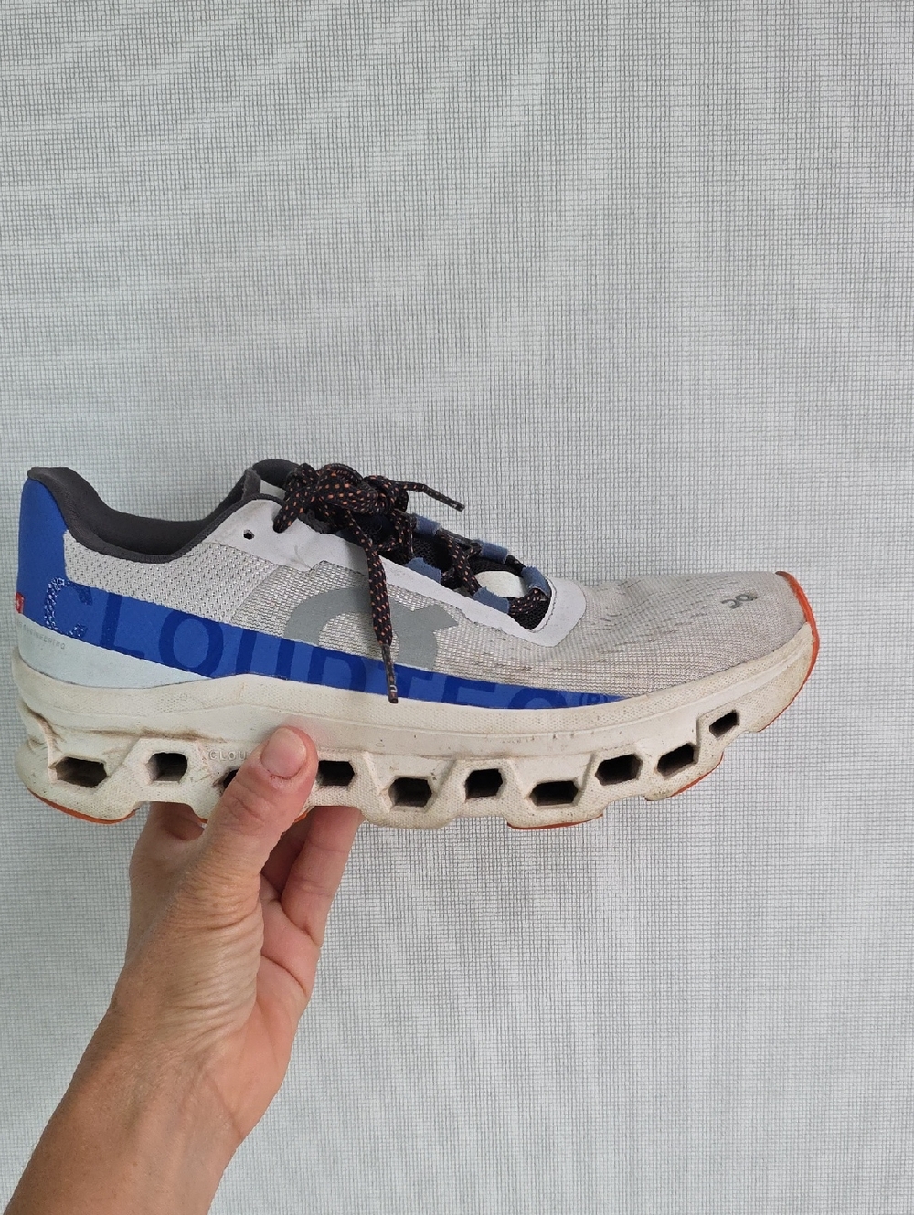 On Running Cloud Monster